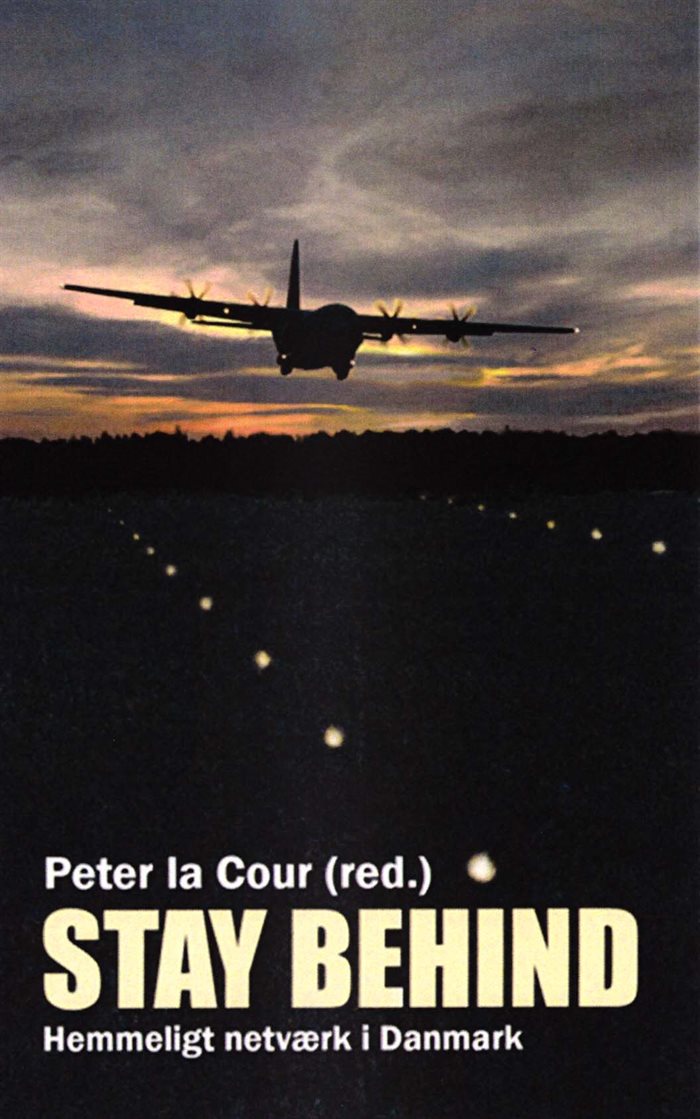 Stay behind af Peter la Cour